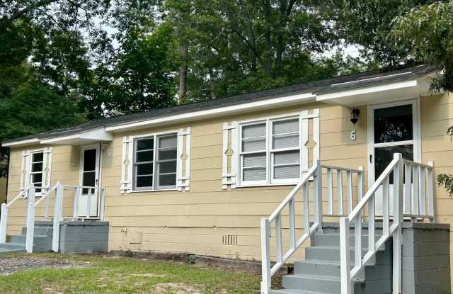 Duplex Near Shaw AFB photos photos