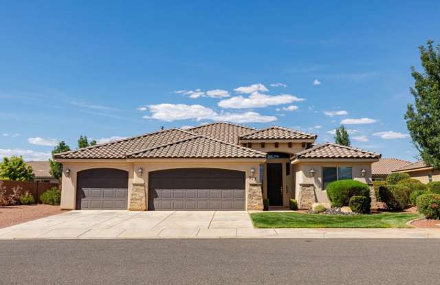 Beautiful 4 Bedroom Home with RV parking! photos photos