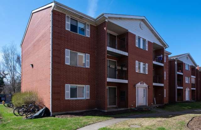489 Leslie Court - 489 Leslie Court, Cook County, IL 60016