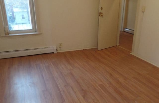 76 Spring St - 76 Spring Street, Trenton, NJ 08618
