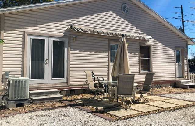 919 12TH AVENUE N - 919 12th Avenue North, St. Petersburg, FL 33705