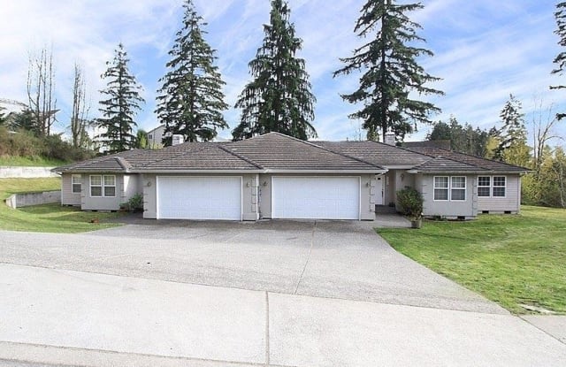 1320 Logan Road - 1320 Logan Road, Bothell West, WA 98036