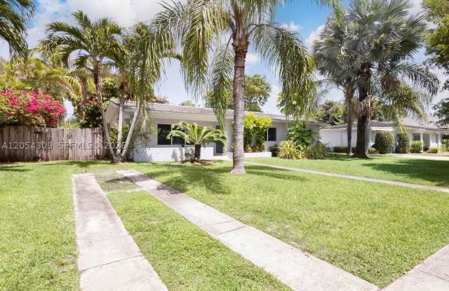 8315 SW 62nd Ct Gallery 3