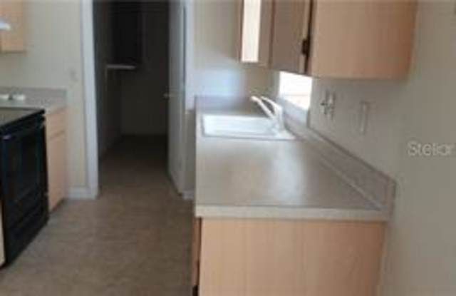 931 Cedar Gallery 3