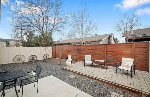 Spacious 3BR/2.5BA Furnished Townhome | Pet-Friendly with Large Fenced Yard & Ample Parking photos photos