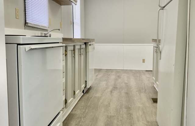 870 Tower Rd Se photos photos