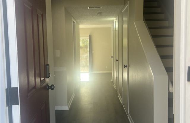 595 Winding Creek Road Gallery 3