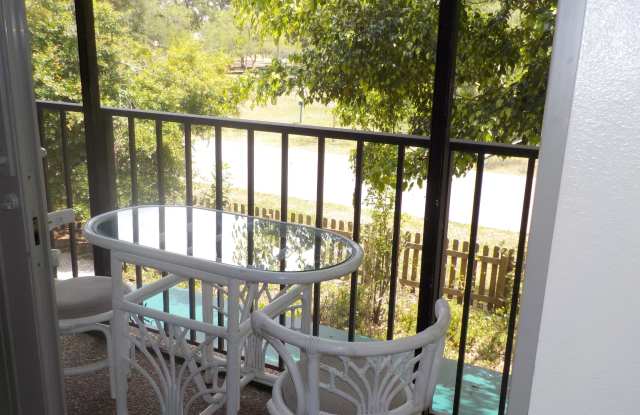 521 Parkdale Mews photos photos