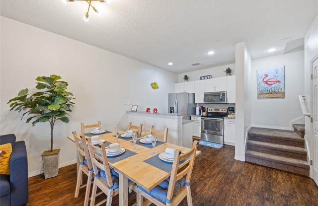 8945 SHINE Drive Gallery 4
