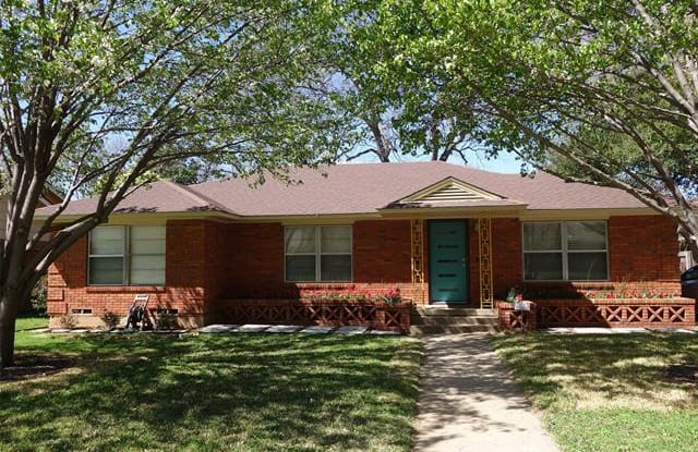 9915 Elmada Lane - 9915 Elmada Lane, Dallas, TX 75220