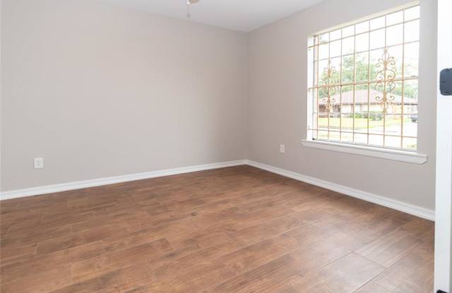 8418 Rinn Street Gallery 3