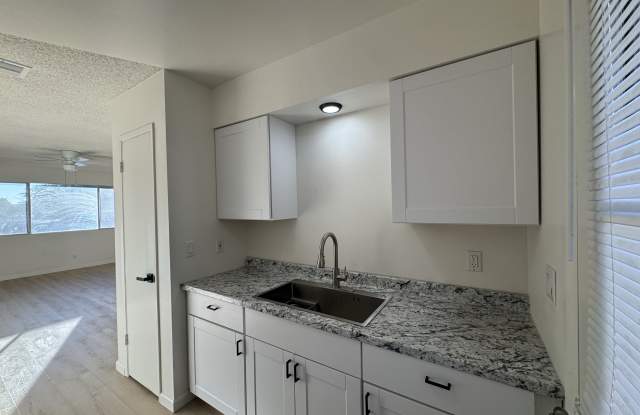 3045 Western Avenue - 3045 Western Avenue, Kingman, AZ 86401