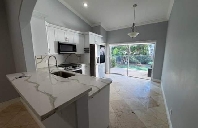7657 Sanctuary Drive, Coral Springs, FL 33065 photos photos