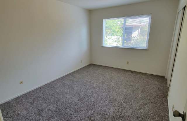 145 Orleans Gallery 4