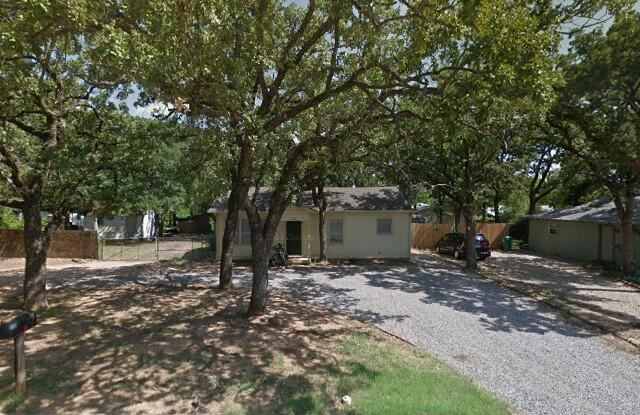 1400 Margie St - 1400 Margie Street, Denton, TX 76201