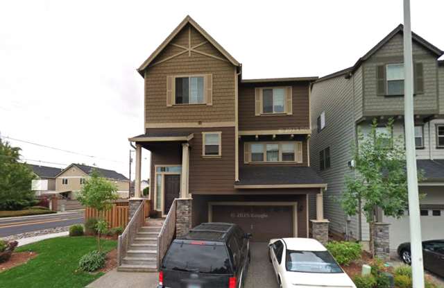 20604 SW Sister Lane ~ NEW Flooring & NEW Paint! photos photos