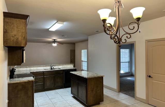 Jack Finney Blvd 6913 - 1 photos photos