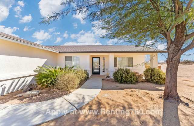 Furnished Home With Incredible Views! Gallery 4
