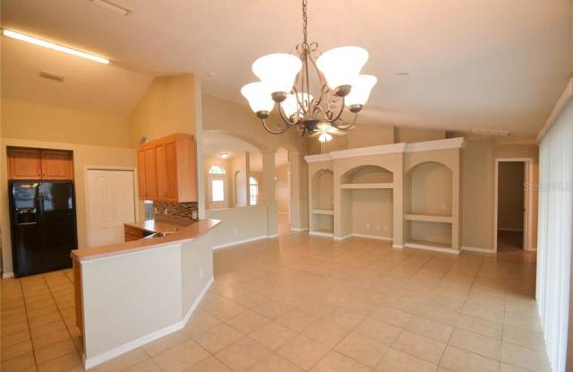 9636 WYDELLA STREET Gallery 3