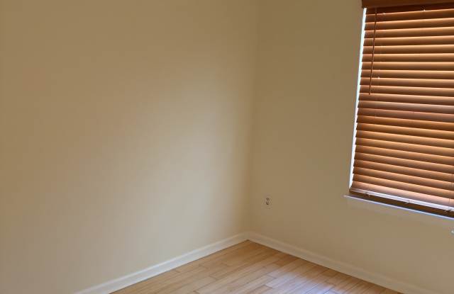 1009 Red Lion Ct Gallery 3