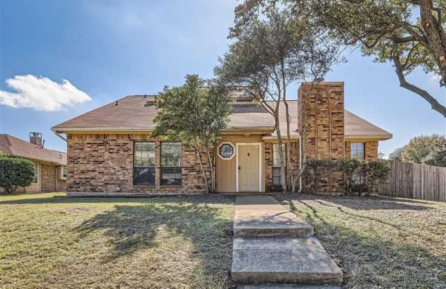 322 Antler Court - 322 Antler Court, Lewisville, TX 75067