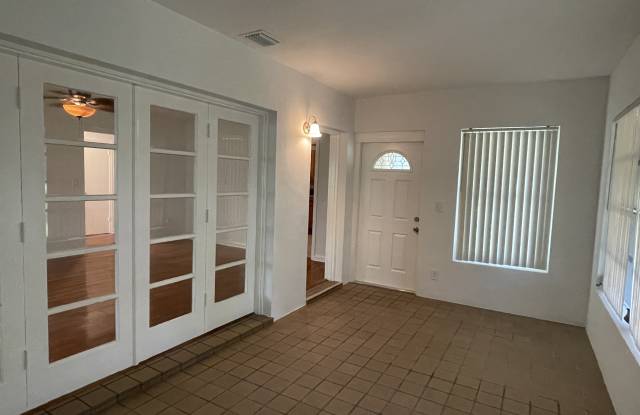 231 S Palmway - 2 Gallery 3