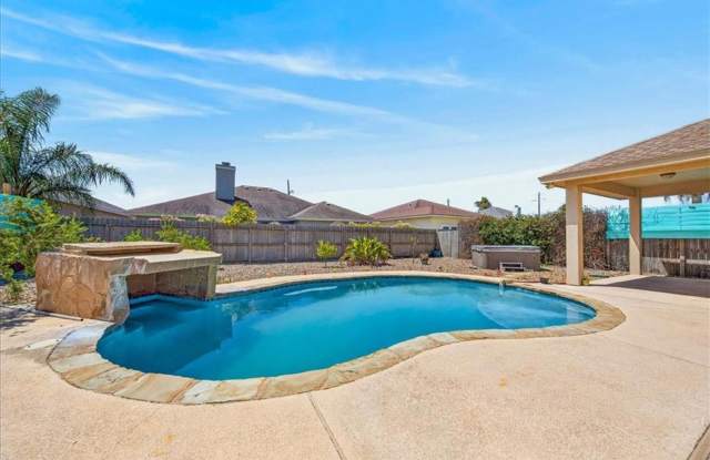 13857 Laffite Dr - 3/Bed 2/Bath - $3200/month Gallery 4