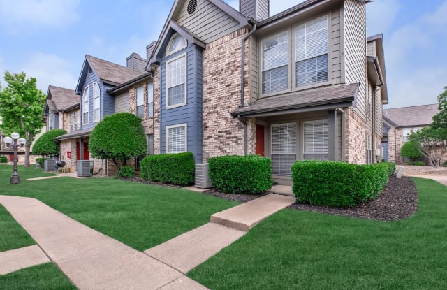 Plano Park Townhomes Gallery 2