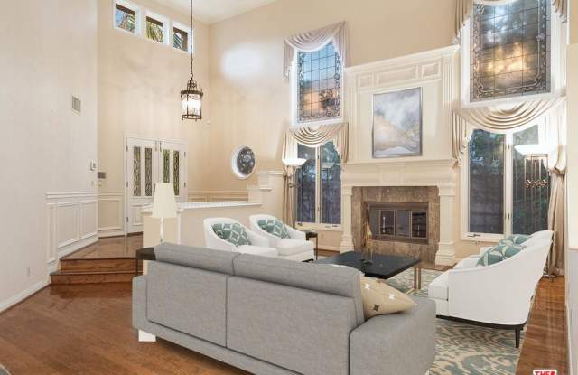 4328 PARK VERDI Gallery 2