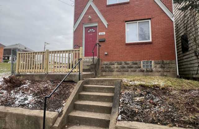 Updated 2BR house with off street parking! Gallery 4
