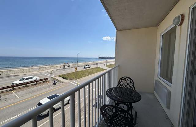 703 Ocean Boulevard photos photos
