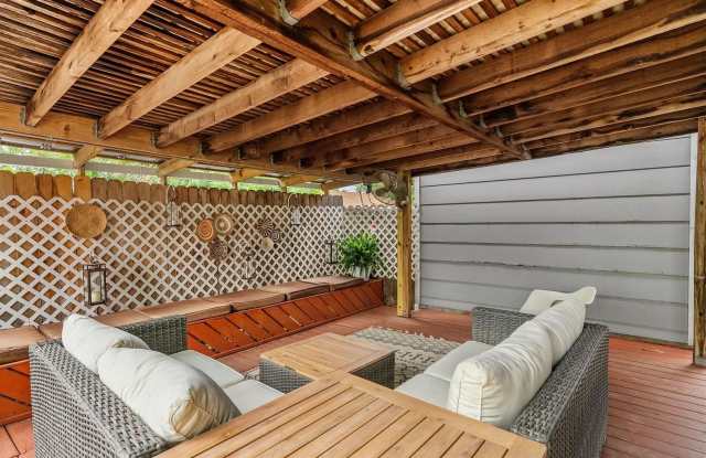 Room in 3 Bedroom Home at Blackson Ave photos photos