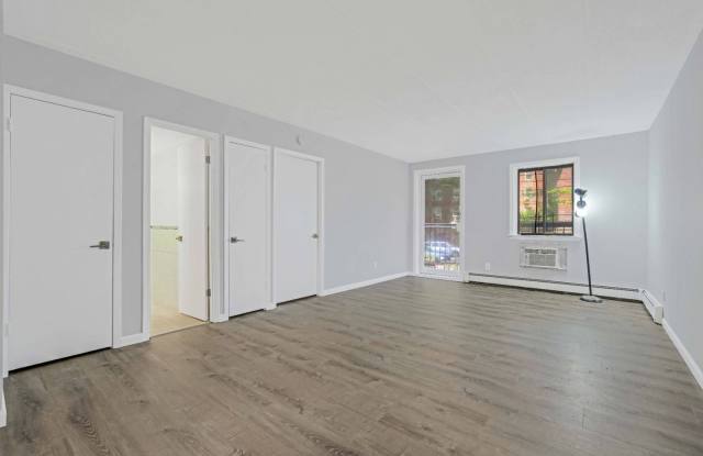 180-16 Wexford Terrace Gallery 2