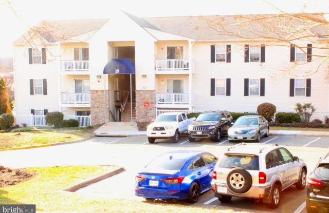 15 FERN OAK Circle unit: 101 photos photos