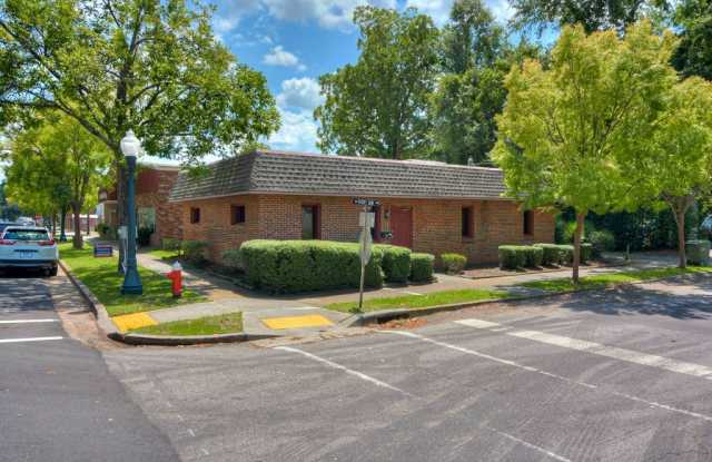 154 Pendleton Street NW Gallery 2