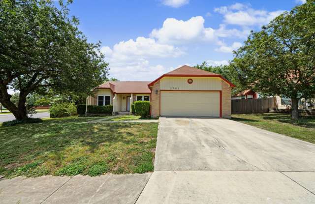 Fully Remodeled Single-Story Home in Schertz - Realtor Commission: $500 Gallery 3