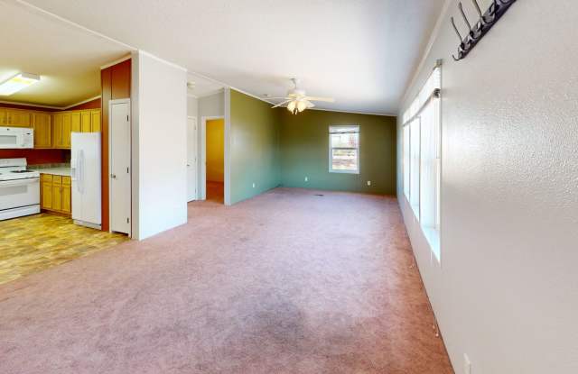 Unfurnished 2 bedroom home with large yard photos photos