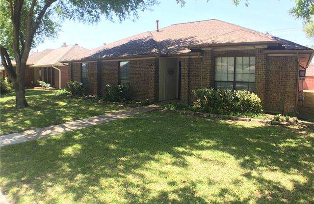 341 Lakewood Court - 341 Lakewood Court, Coppell, TX 75019