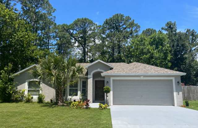 Spacious 4 Bedroom Home in Pine Grove! photos photos