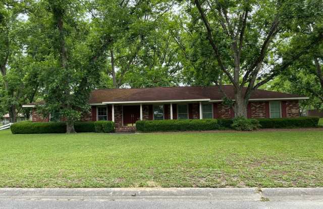 2504 Mahan Drive photos photos