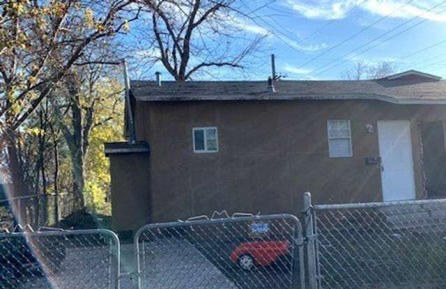 1902 LENNON AVE unit: 2 photos photos