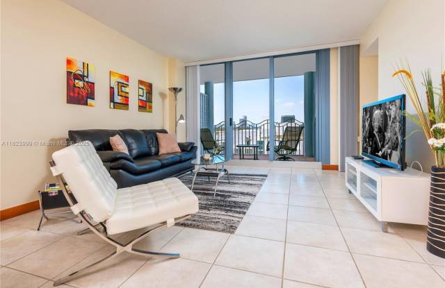 1500 Ocean Dr photos photos