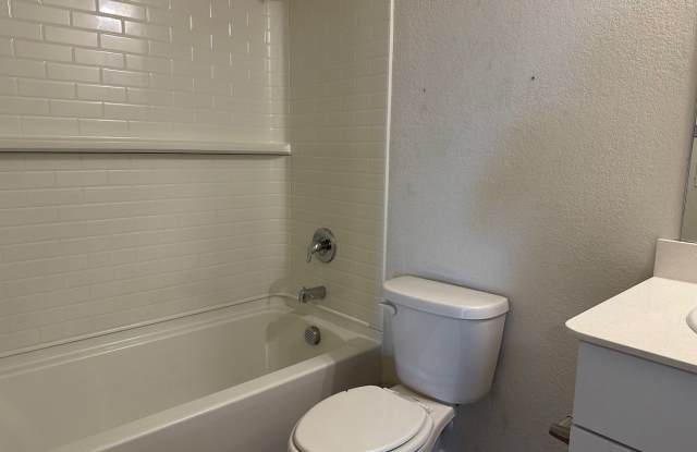 807 Ozark Path Gallery 4