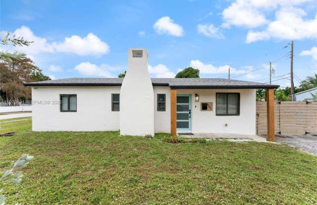 6161 NE 7th Ave photos photos