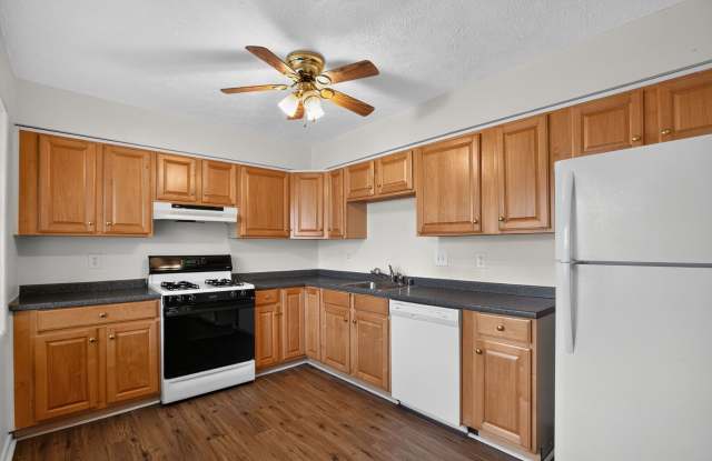 New Renovated 3 Bedroom Townhouse Fredericksburg, Stafford County Gallery 4