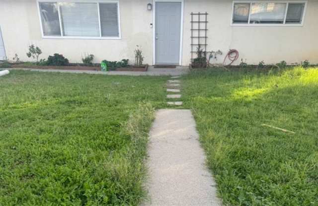 2062 W Lincoln photos photos