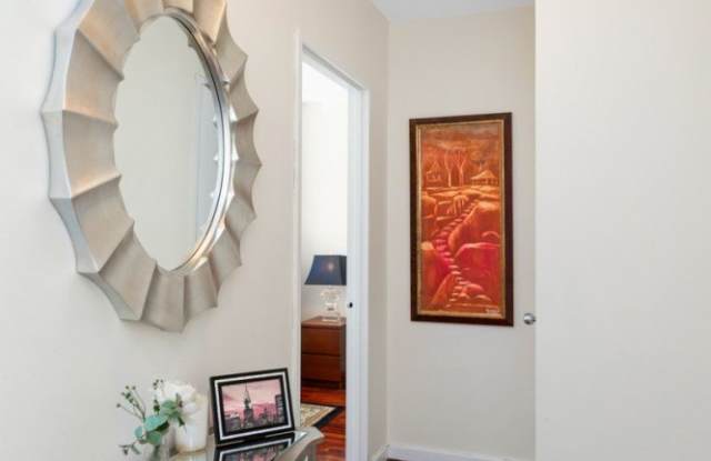 52 East End Avenue Gallery 4
