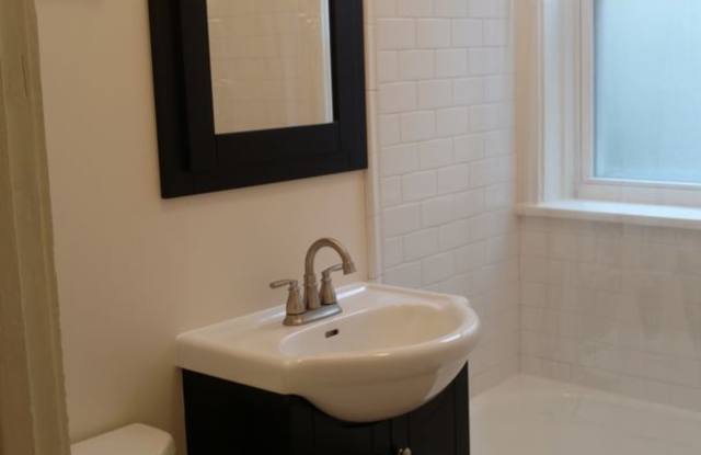 Cutest Apartment Ever - Horner Park (Montrose  California) photos photos
