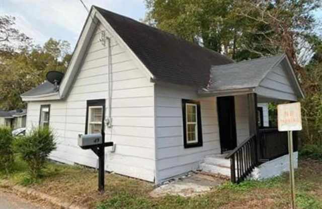 49 Reynolds Street Gallery 2