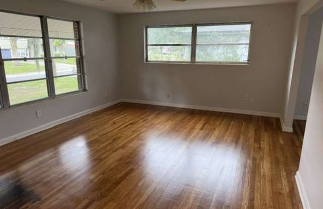 4-bedroom, 2.5-bathroom single-family home Gallery 3
